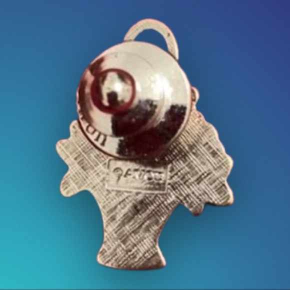 Vintage Avon pin - Picture 2 of 2